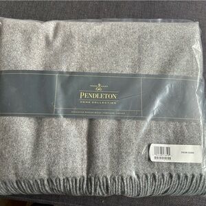 Grey Pendleton Classic Merino Throw Blanket- NWT